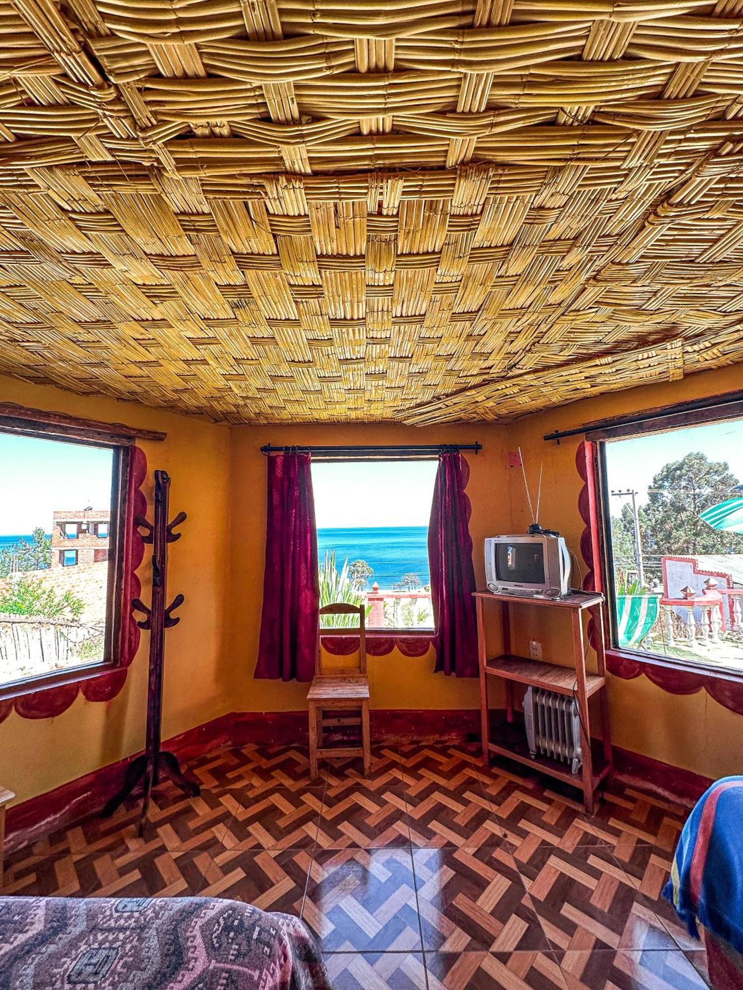 Hostal Sol Y Lago Κοπακαμπάνα Εξωτερικό φωτογραφία